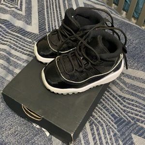 Jordan 11s size 5c